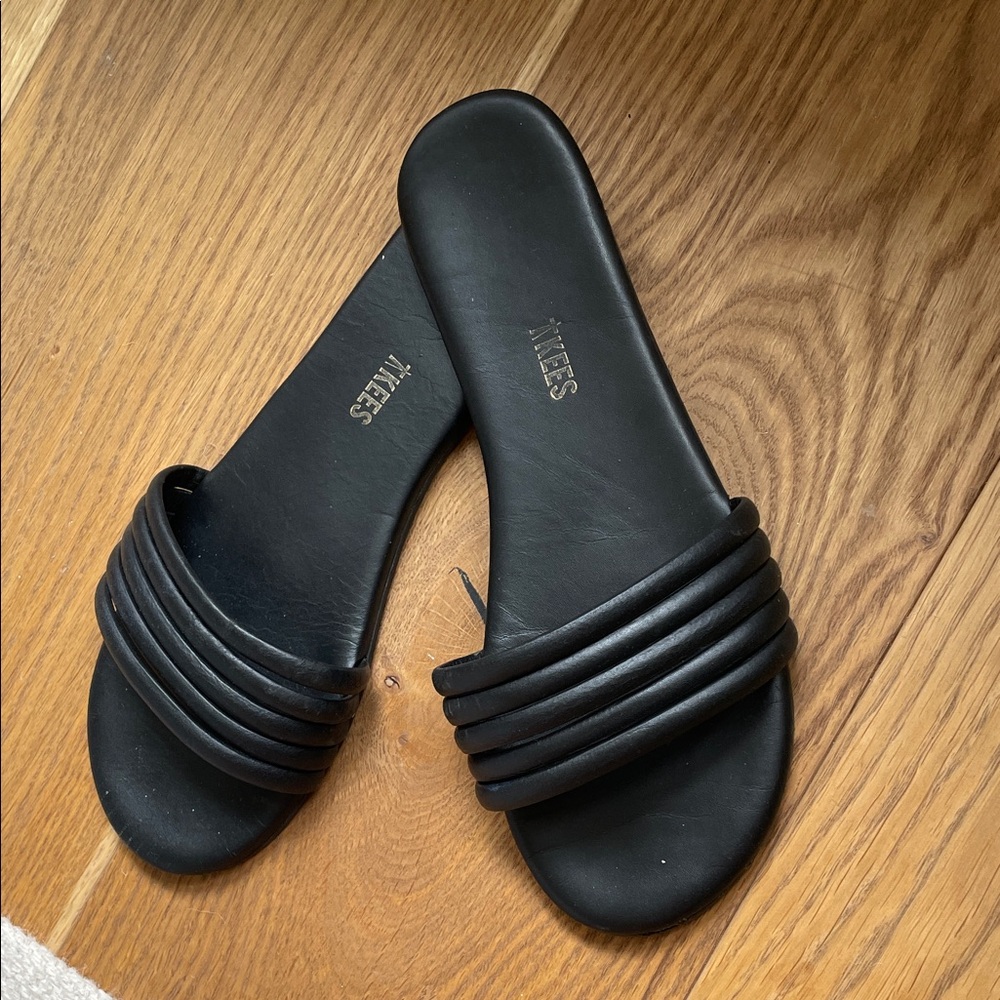 TKEES | Serena Sandal size 9/40 Black